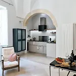 Palazzo Charlie 4* 레체