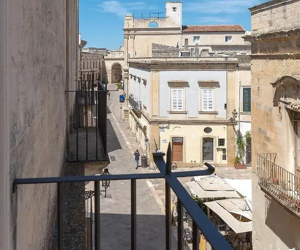 Palazzo Charlie Bed and Breakfast Λέτσε