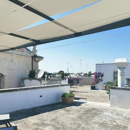 לינה וארוחת בוקר Palazzo Charlie 4*