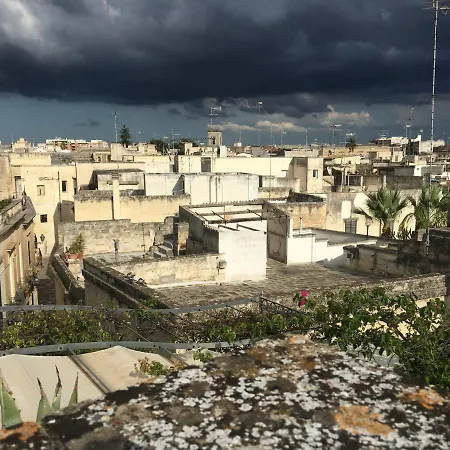 Palazzo Charlie לינה וארוחת בוקר 4*