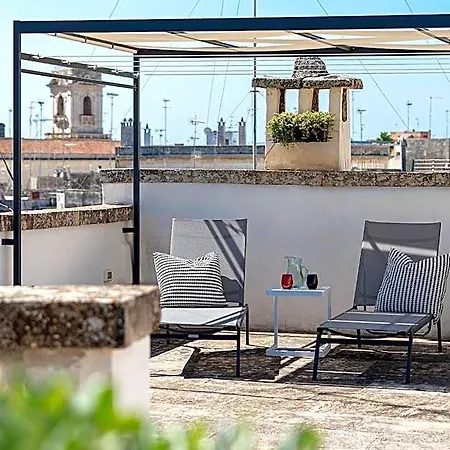 Palazzo Charlie Bed & Breakfast