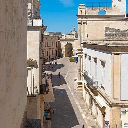 Palazzo Charlie Bed & Breakfast 4*