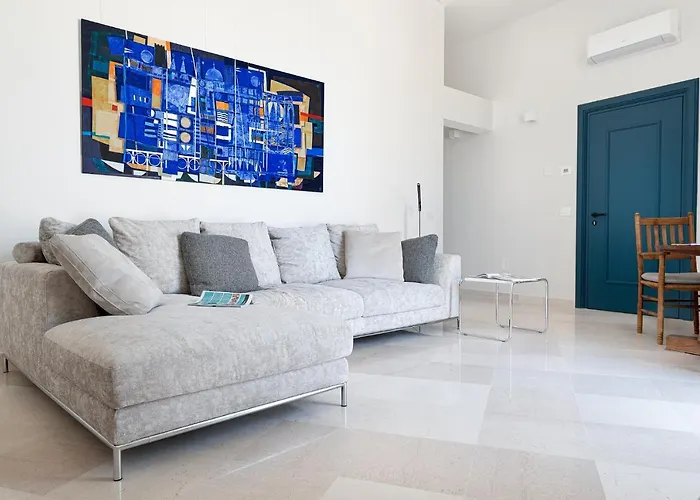 Palazzo Charlie לינה וארוחת בוקר