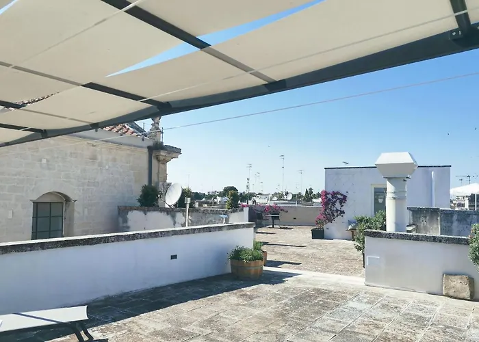 לינה וארוחת בוקר Palazzo Charlie 4*